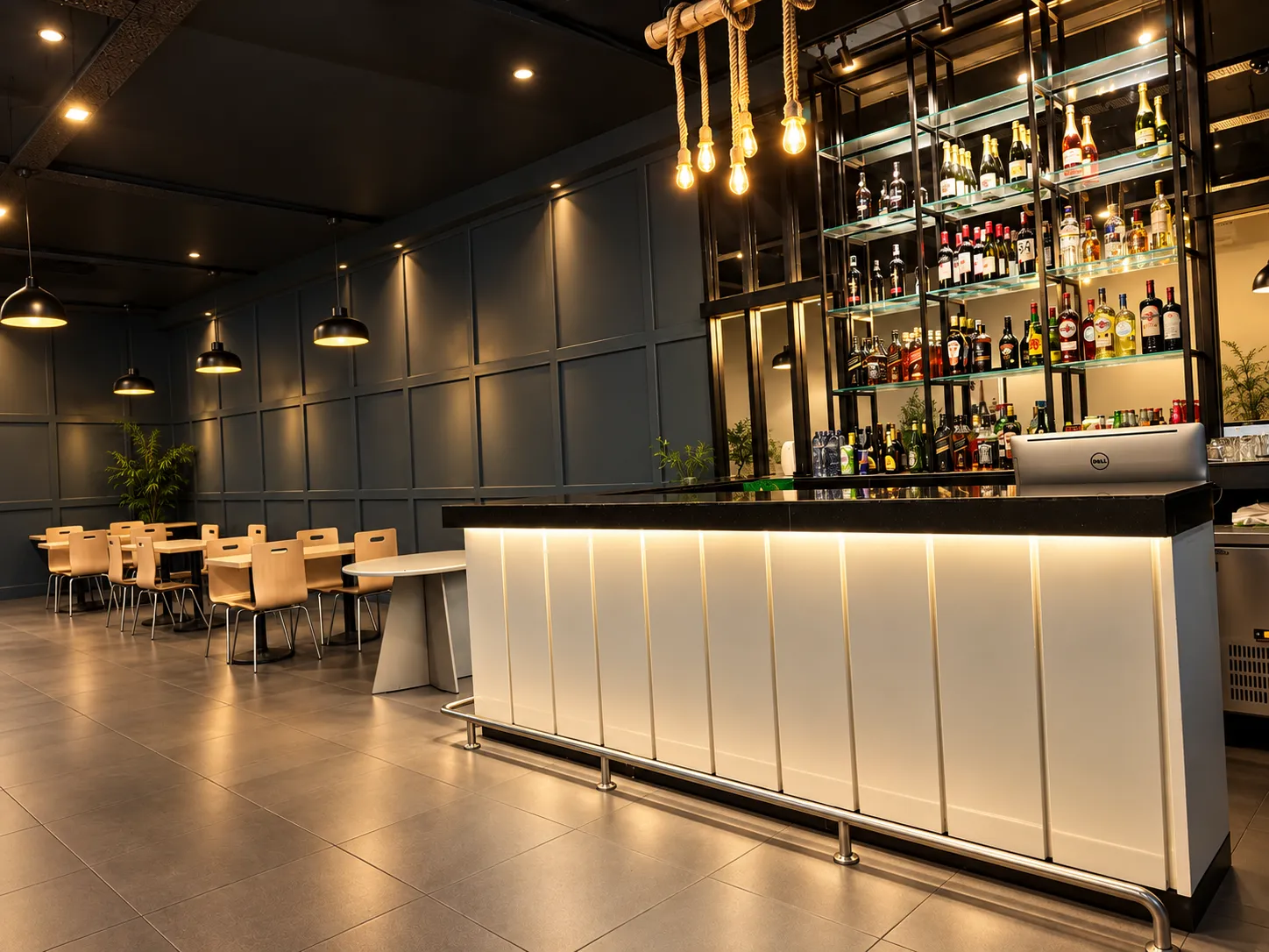 Restaurant and bar at IXORAS Hotels