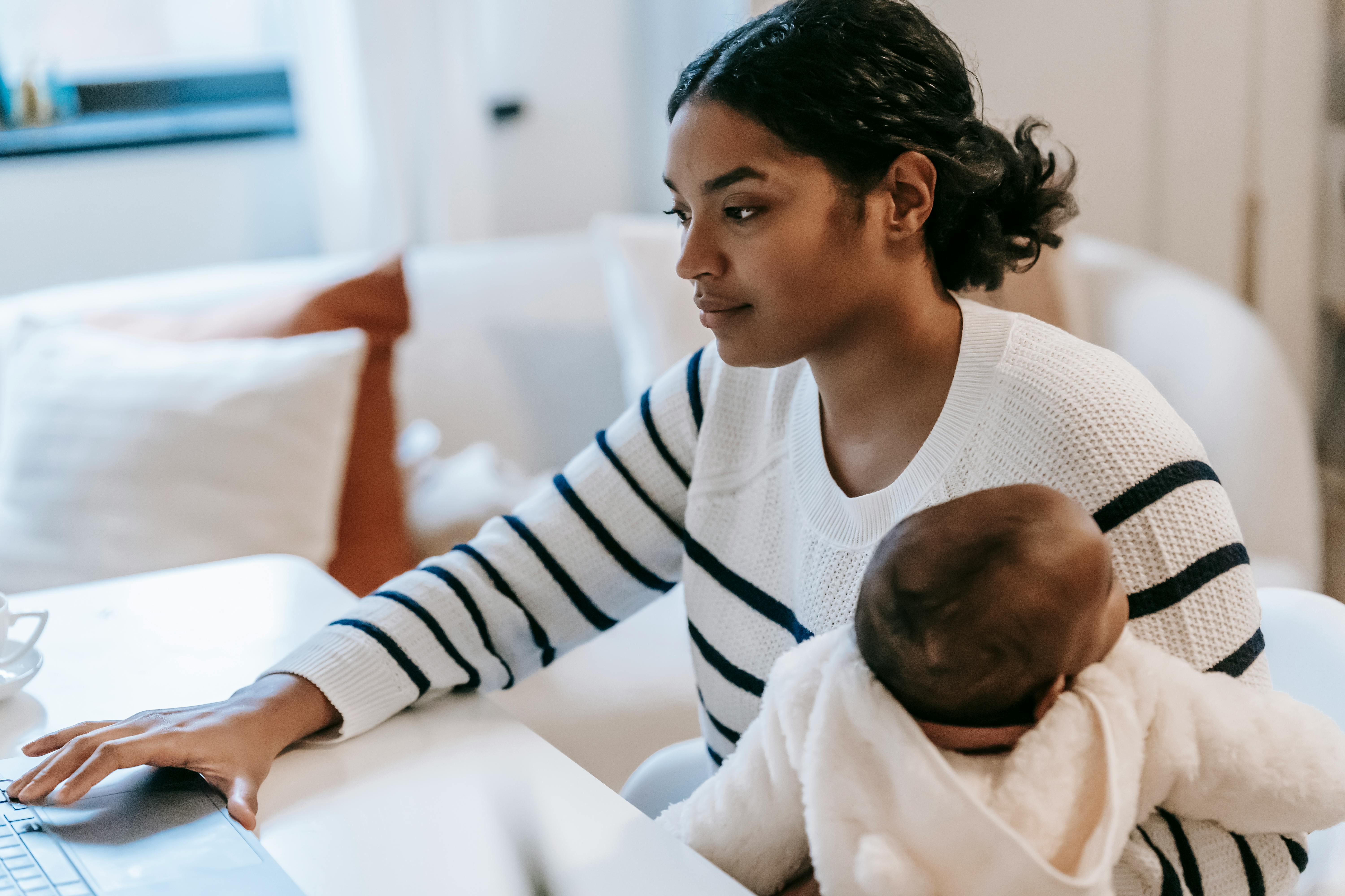 6 Side Hustles to Start Now While Your Kids Are Out of School