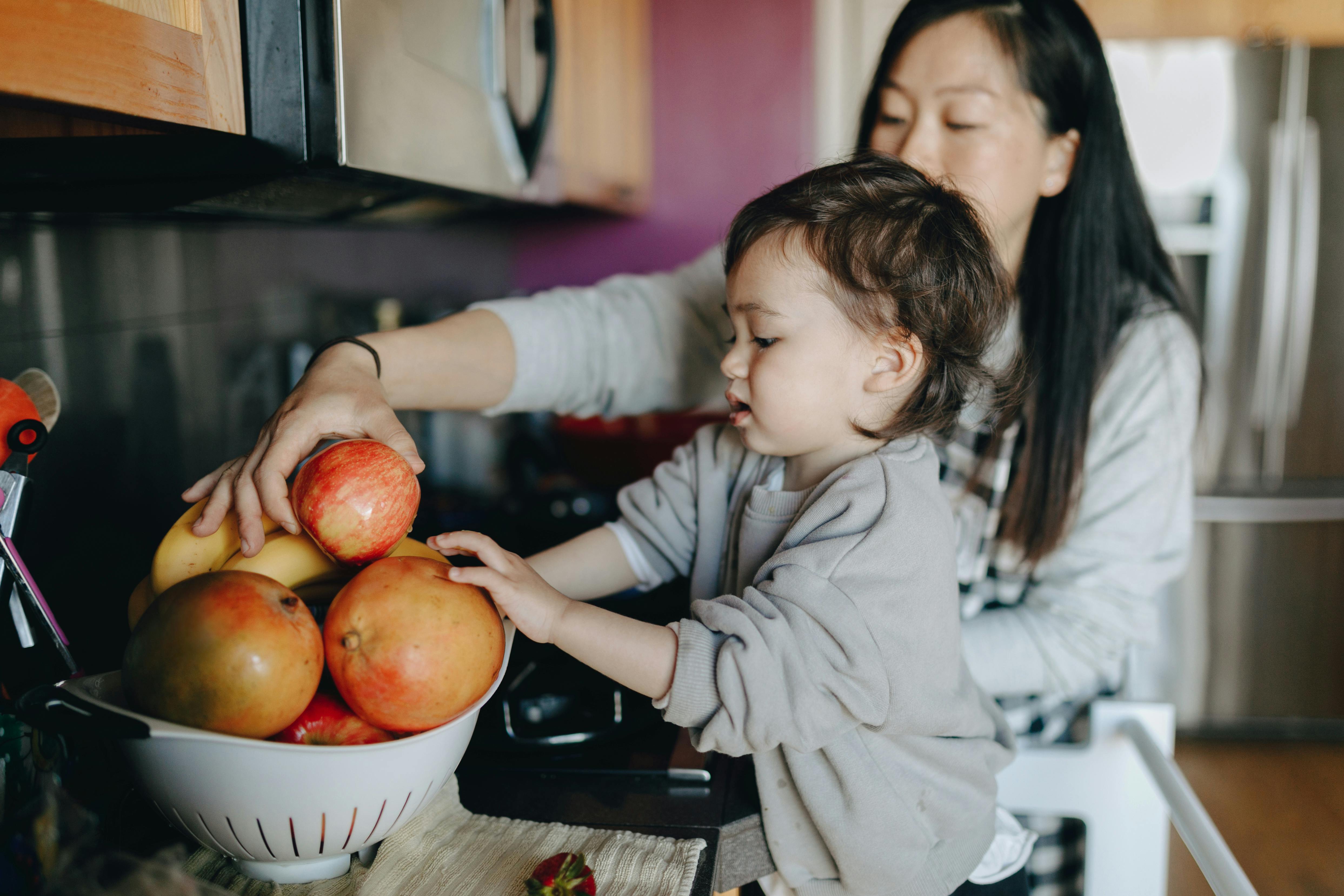5 Effective Ways to Manage Logistics and Single Motherhood