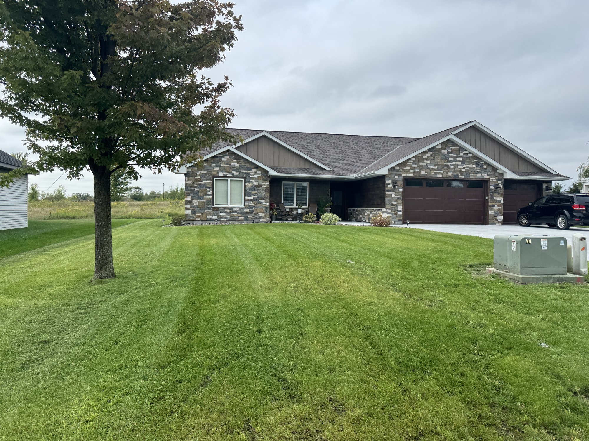 Grizzlys lawn/property work in St. Cloud