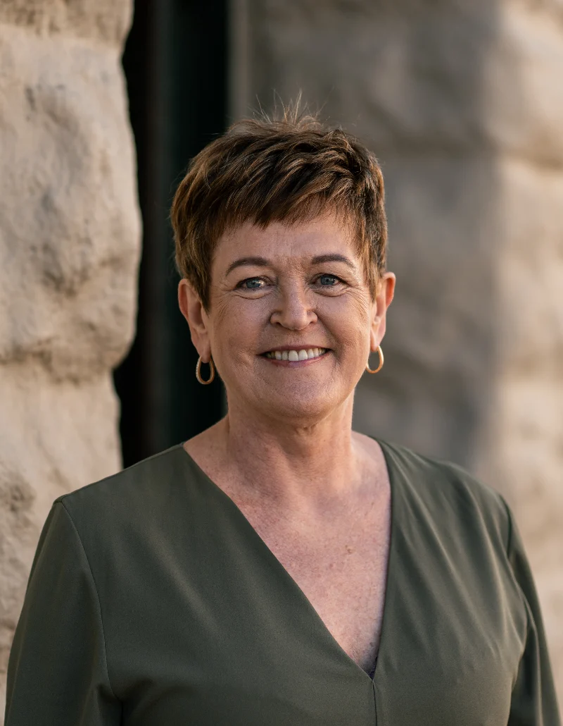 Broker portrait
