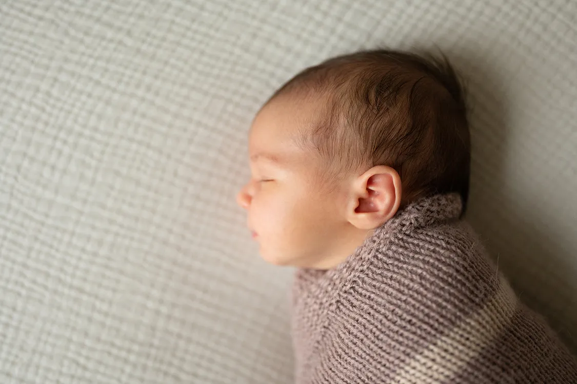 Neonato che dorme