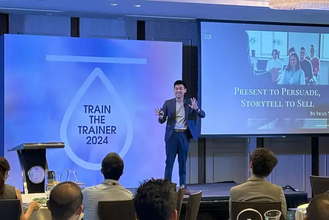 Iwan Yang presenting Present to Persuade, Storytell to Sell at Train the Trainer 2024