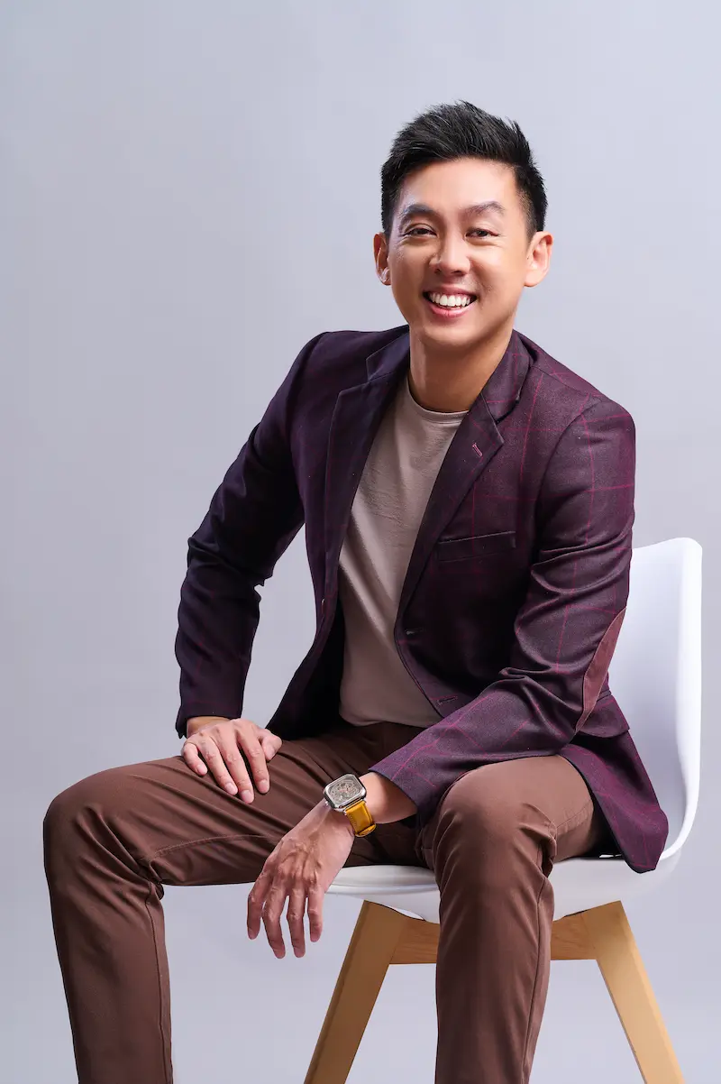 Iwan Yang, public speaking trainer and coach in Singapore, in a studio portrait
