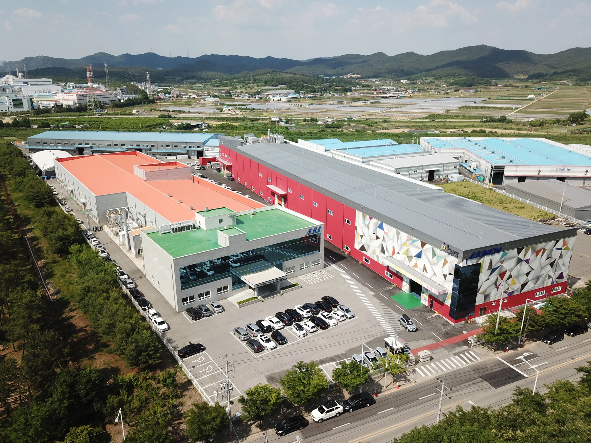 아주스틸 2011–2019 공장 전경