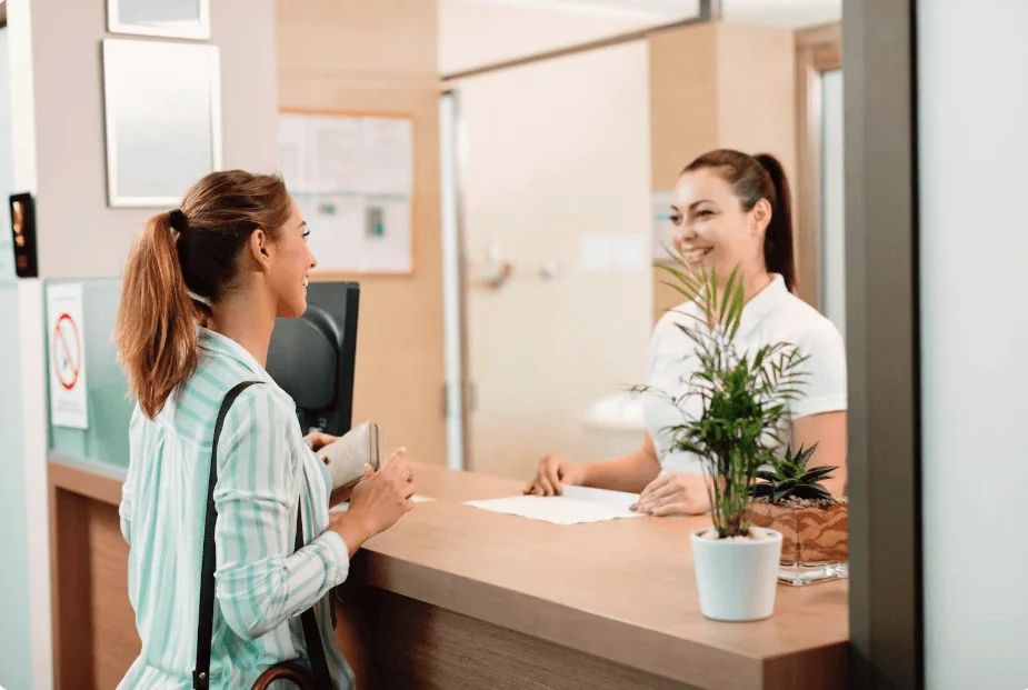 Comment les agents vocaux IA transforment les cabinets médicaux