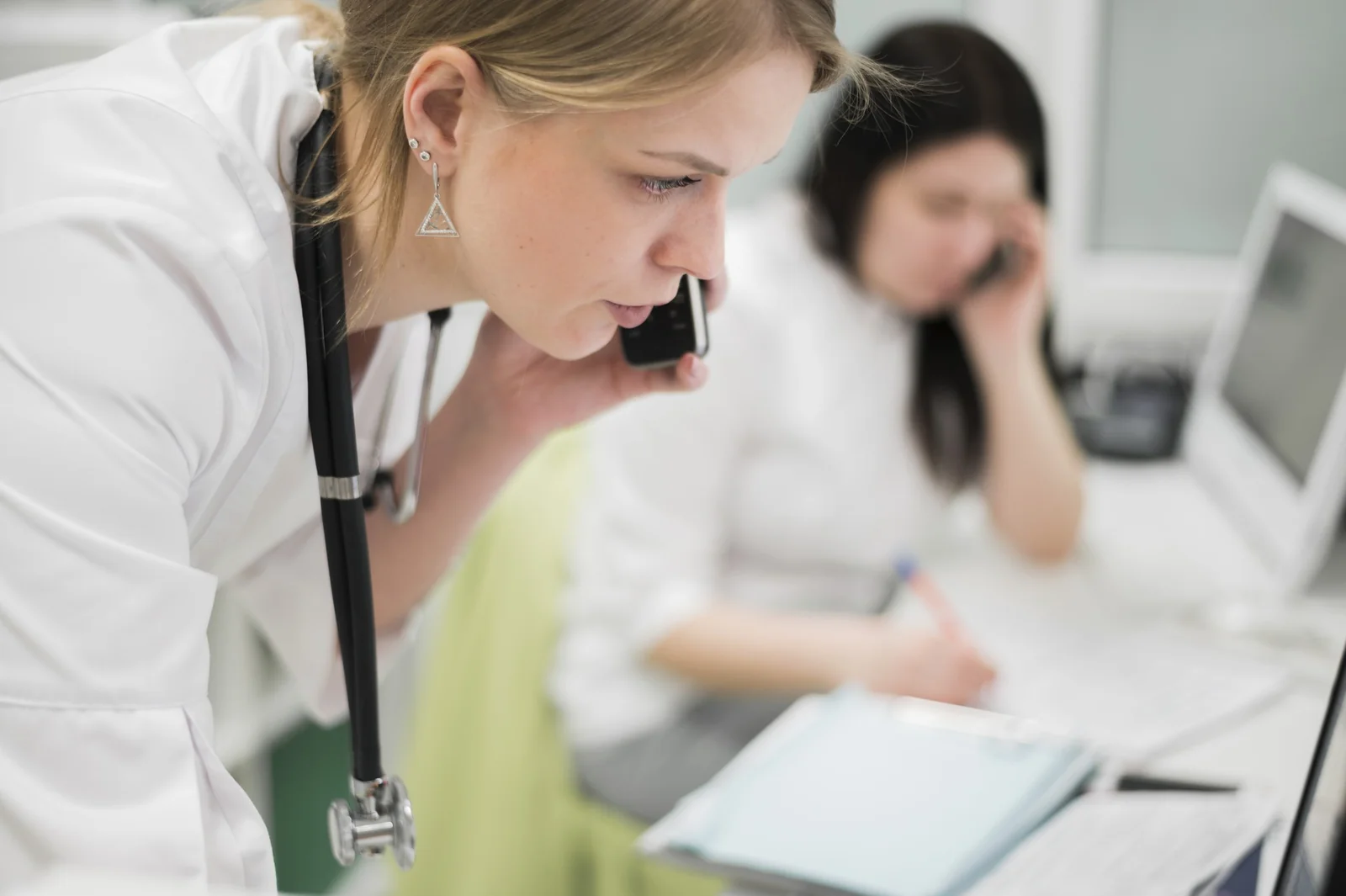 Secrétariat Médical IA : Solution à la Surcharge des Secrétaires