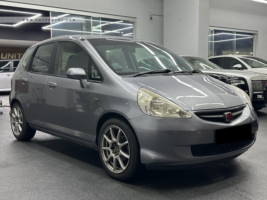 Honda Fit 1.3A (COE till 04/2027)