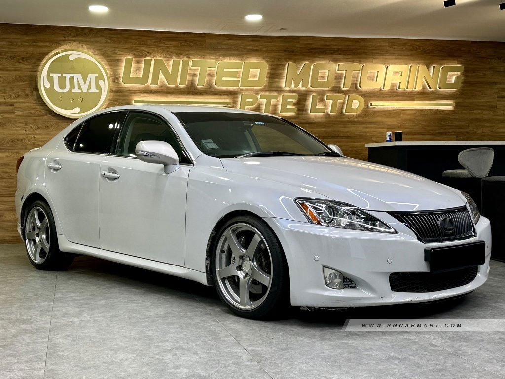Lexus IS250 (COE till 03/2029)