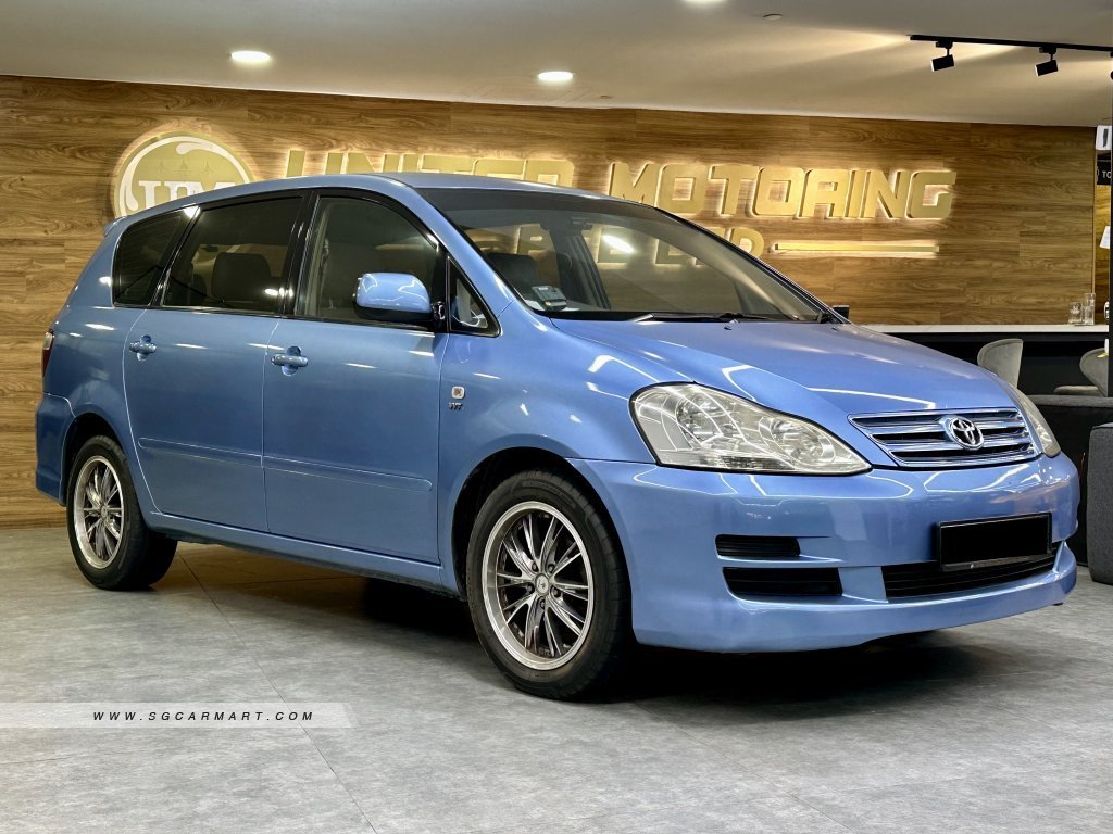 Toyota Picnic 2.0A (COE till 02/2029)