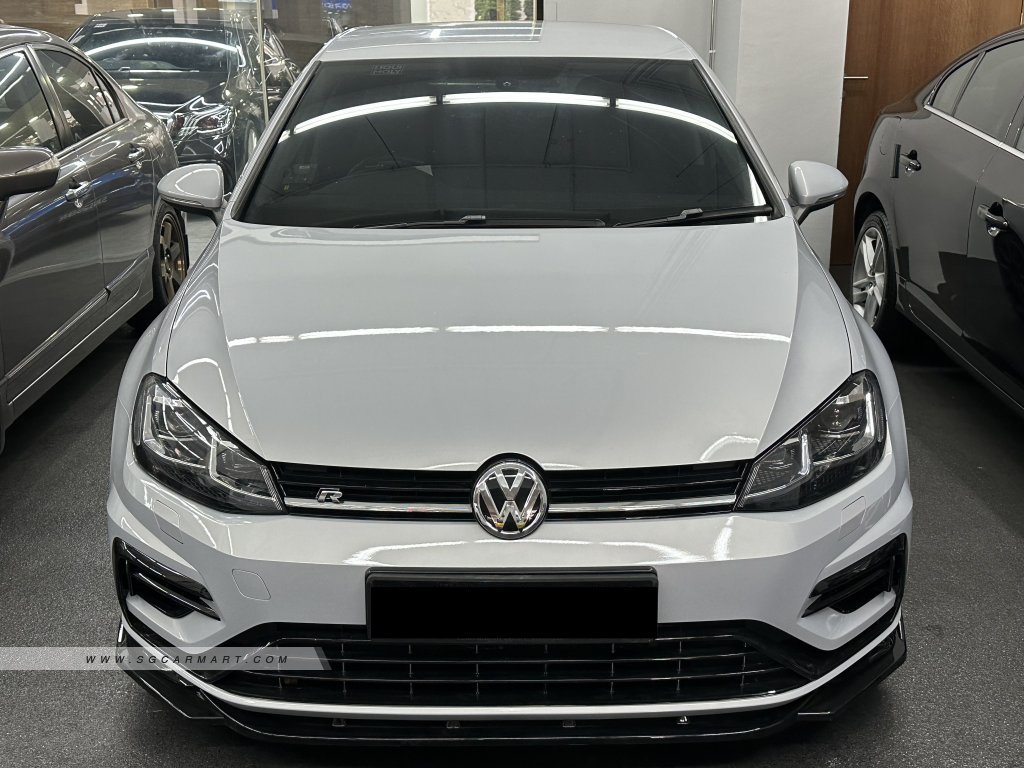 Volkswagen Golf 1.4A TSI (New 10-yr COE)