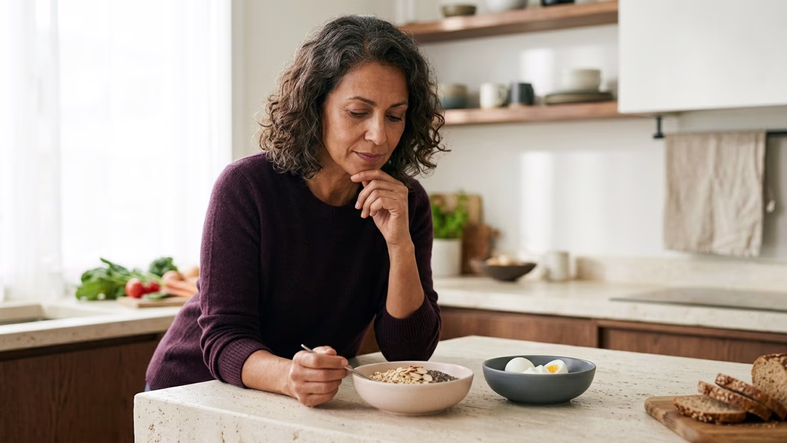 Fiber vs Protein for Perimenopause: Which One Should You Prioritize?