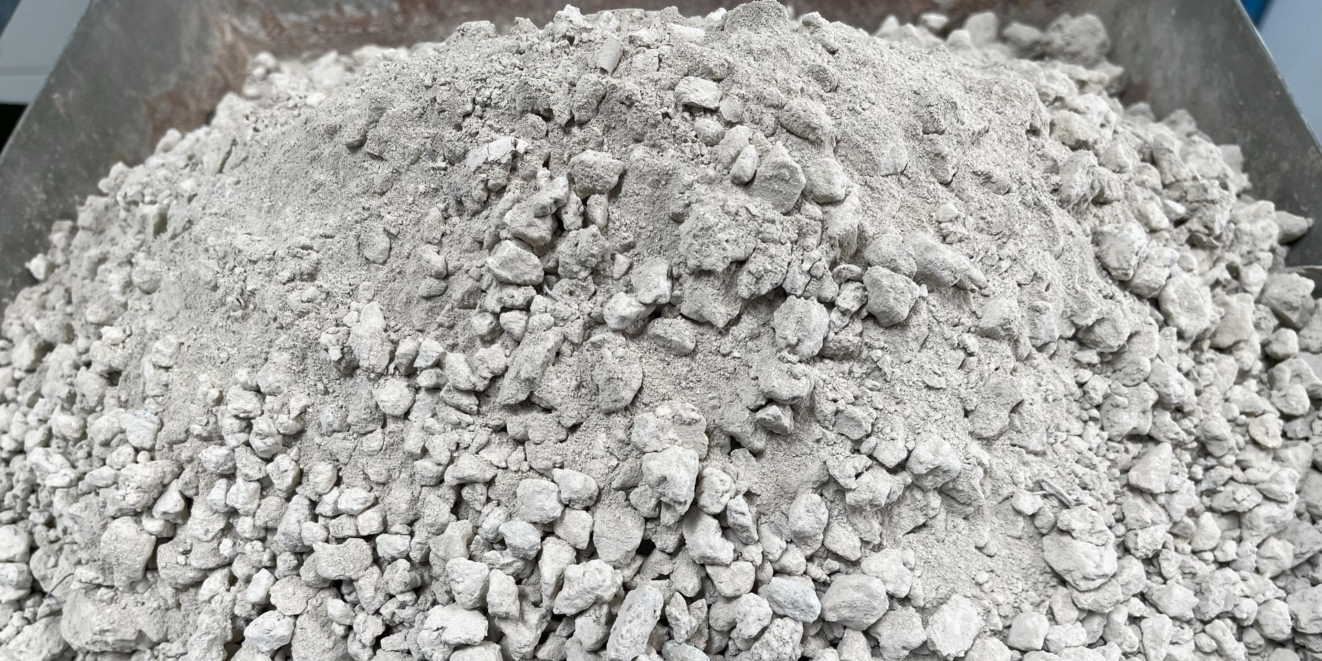 Aggregate sampling for the East West Rail project