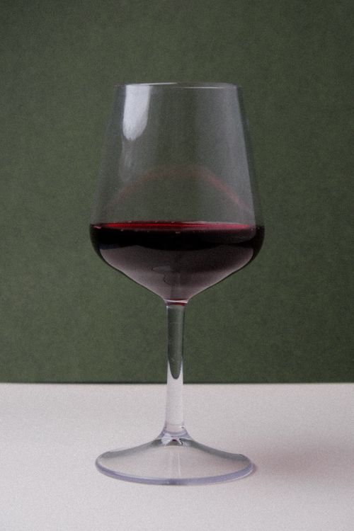 Clarity Wine Glass with Red Wine