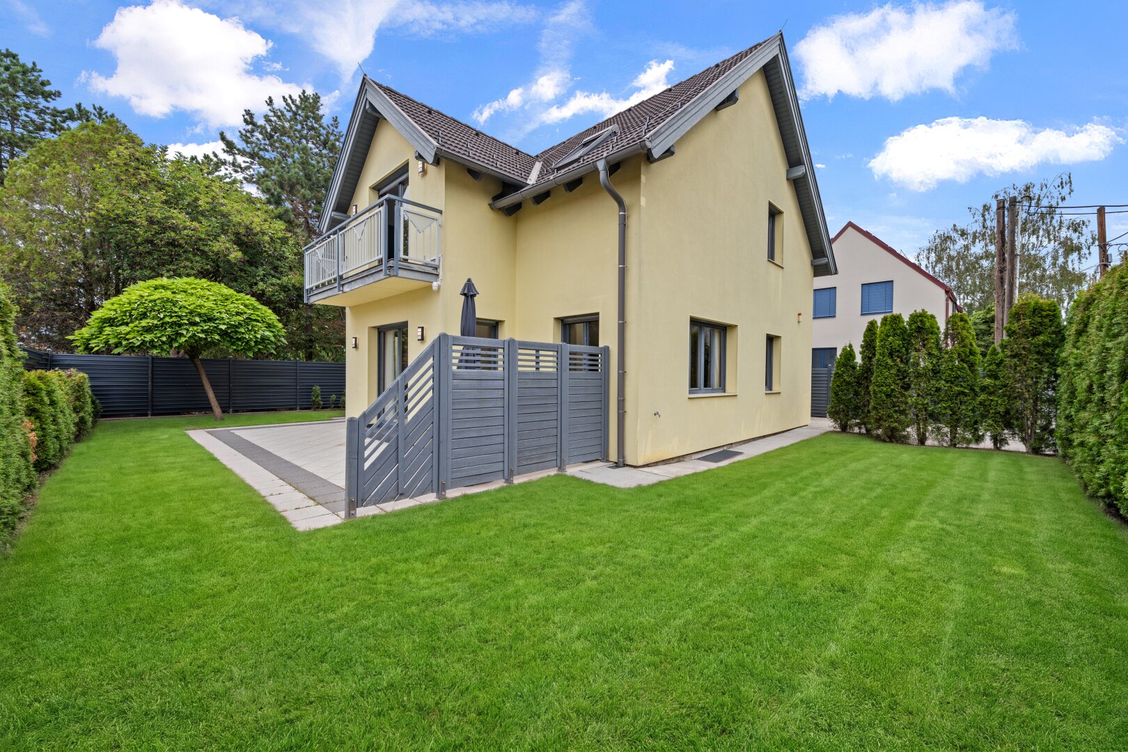 Gartenansicht Haus