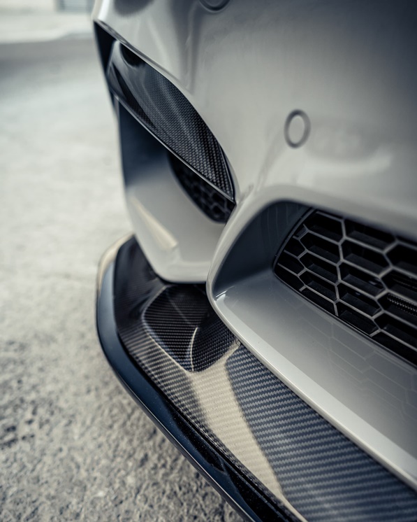 BMW Lip