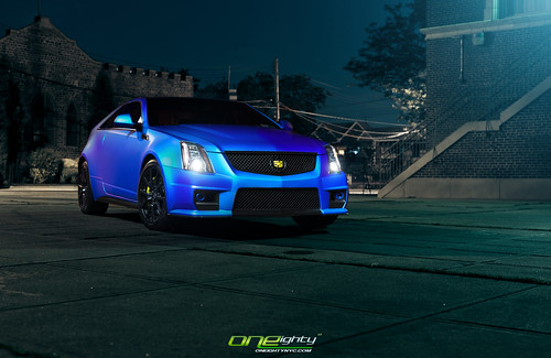 Vehicle Vinyl Wraps