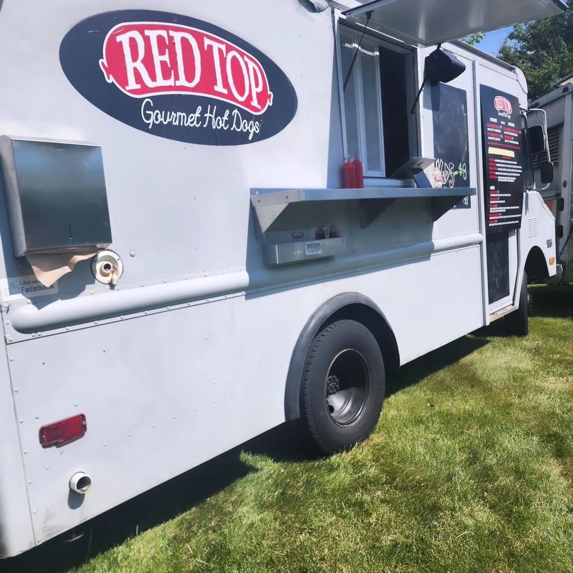 Red Top Dogs in NuLu, Louisville – food