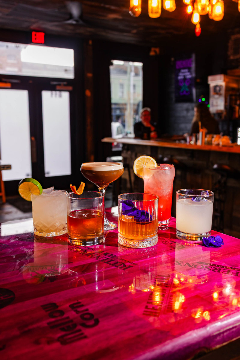 Taj Louisville in NuLu, Louisville – drinks