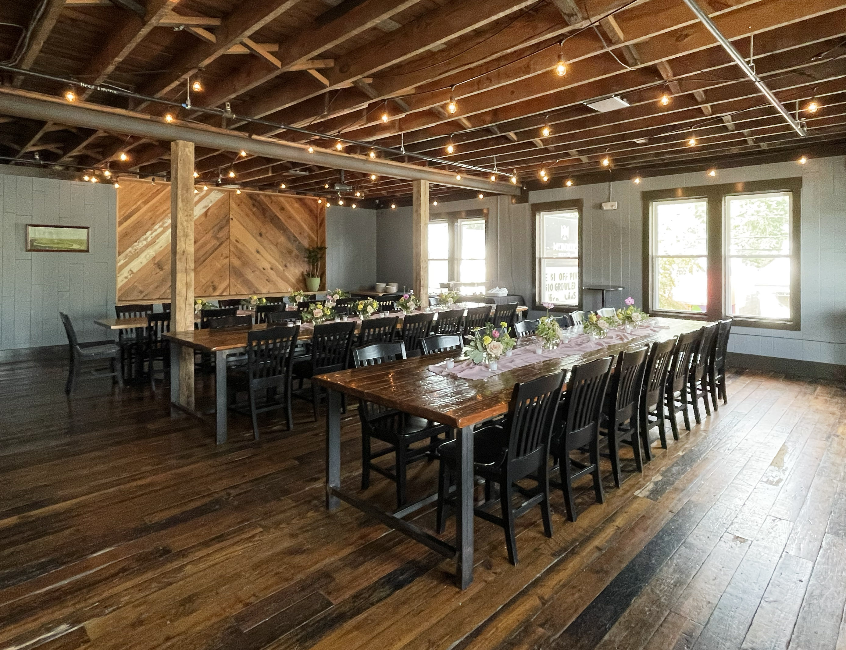 Monnik Beer Co. in Germantown, Louisville – interior