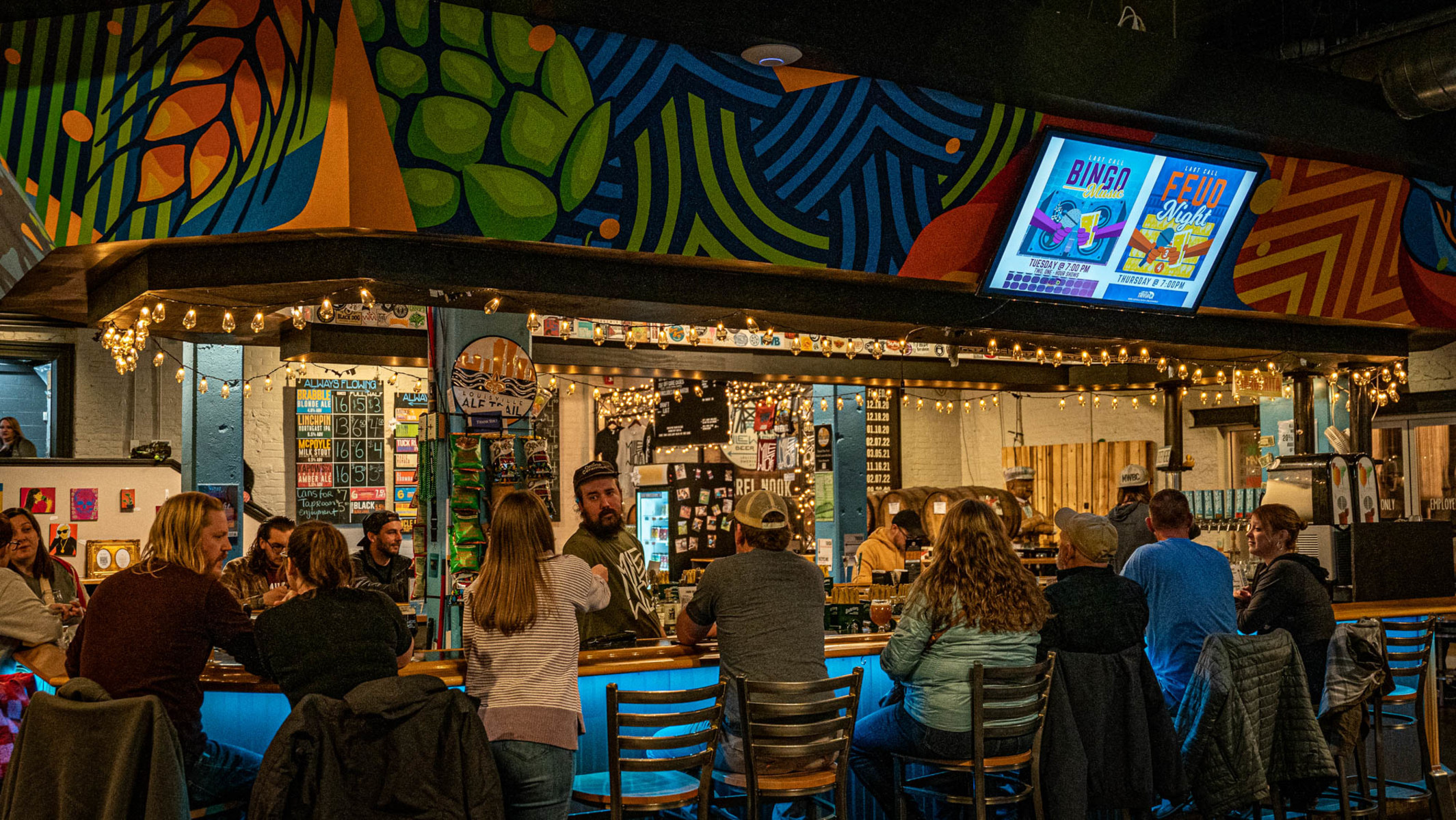 Mile Wide Beer Co. in The Highlands, Louisville – interior
