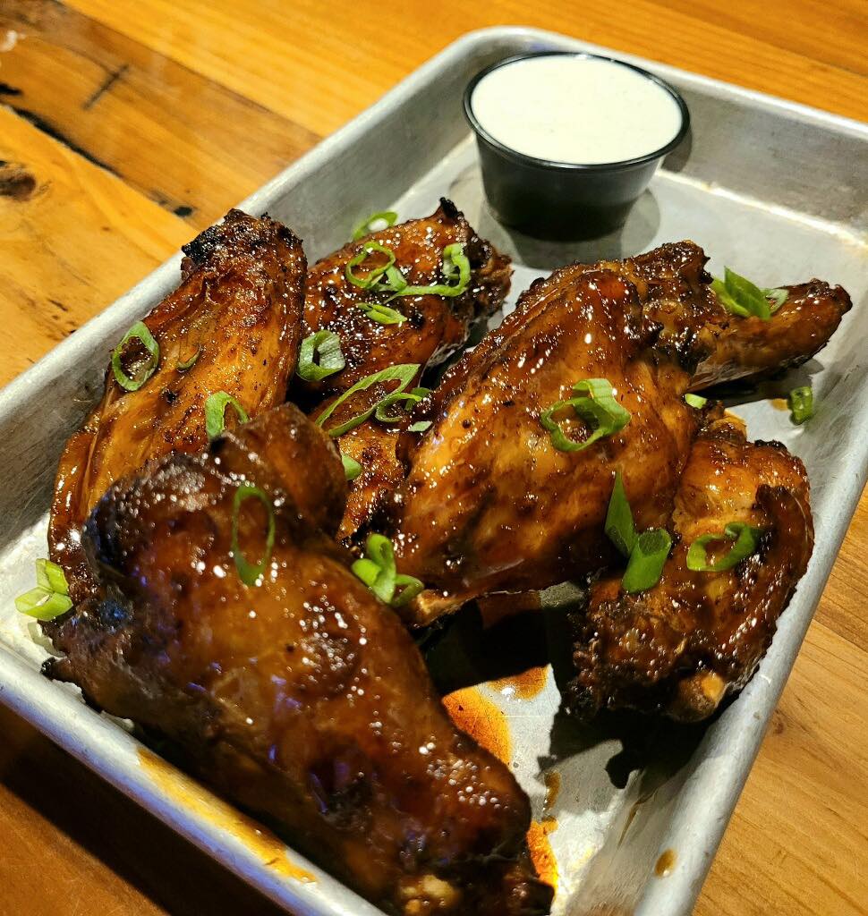 Saints Pizza Pub & SkyBar in St. Matthews, Louisville – food