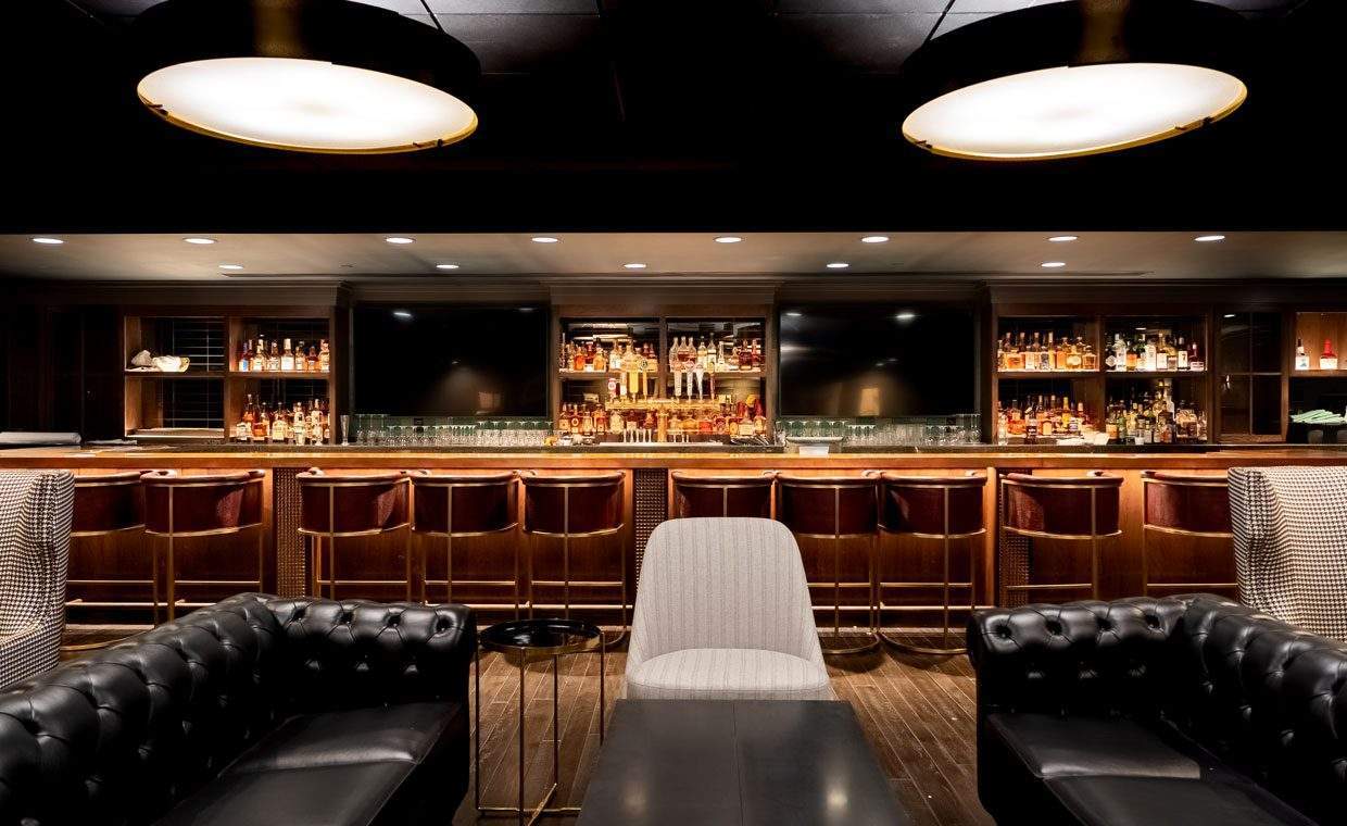 Jockey Silks Bourbon Bar in Downtown, Louisville – interior