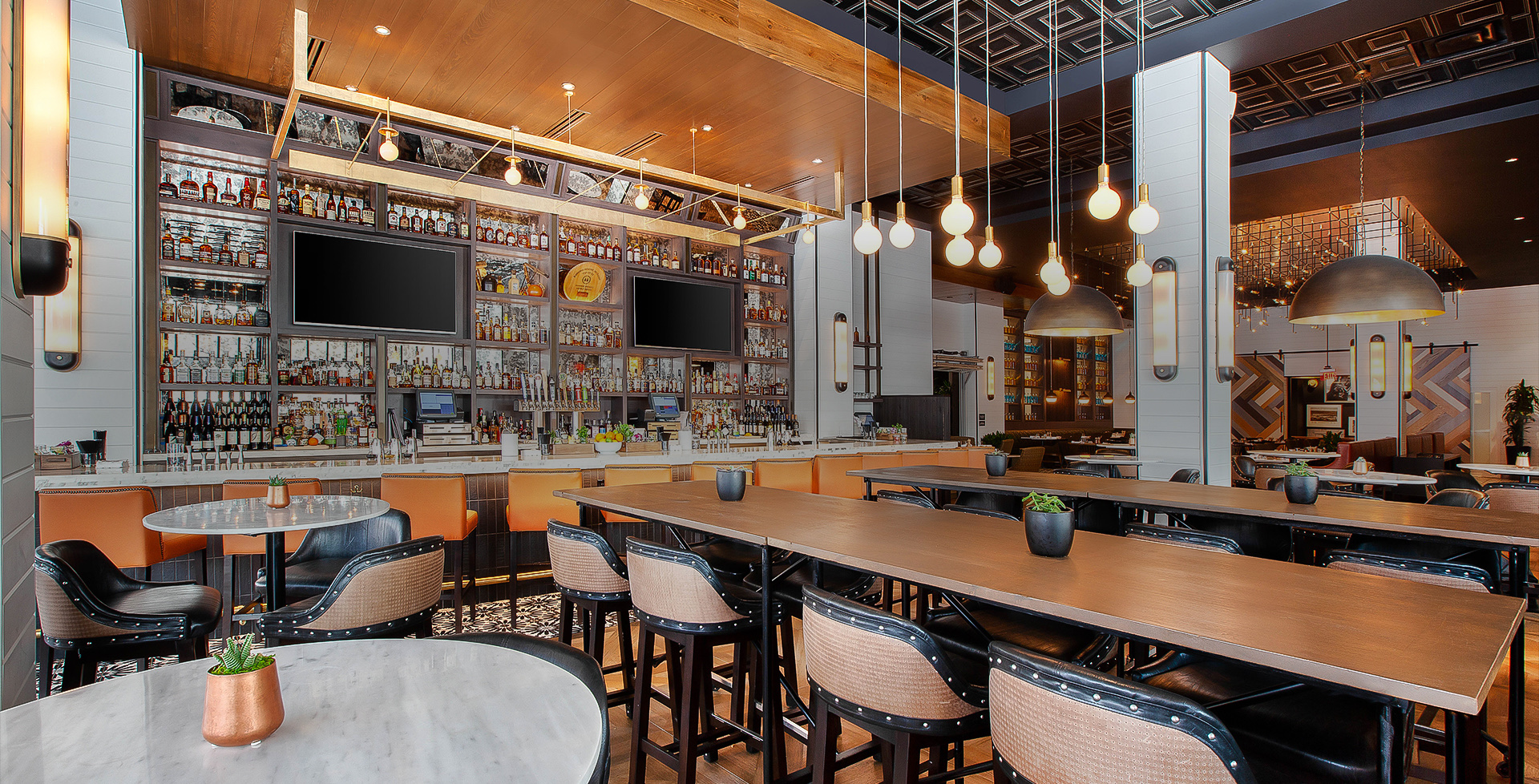 Porch Kitchen & Bar in Downtown, Louisville – interior