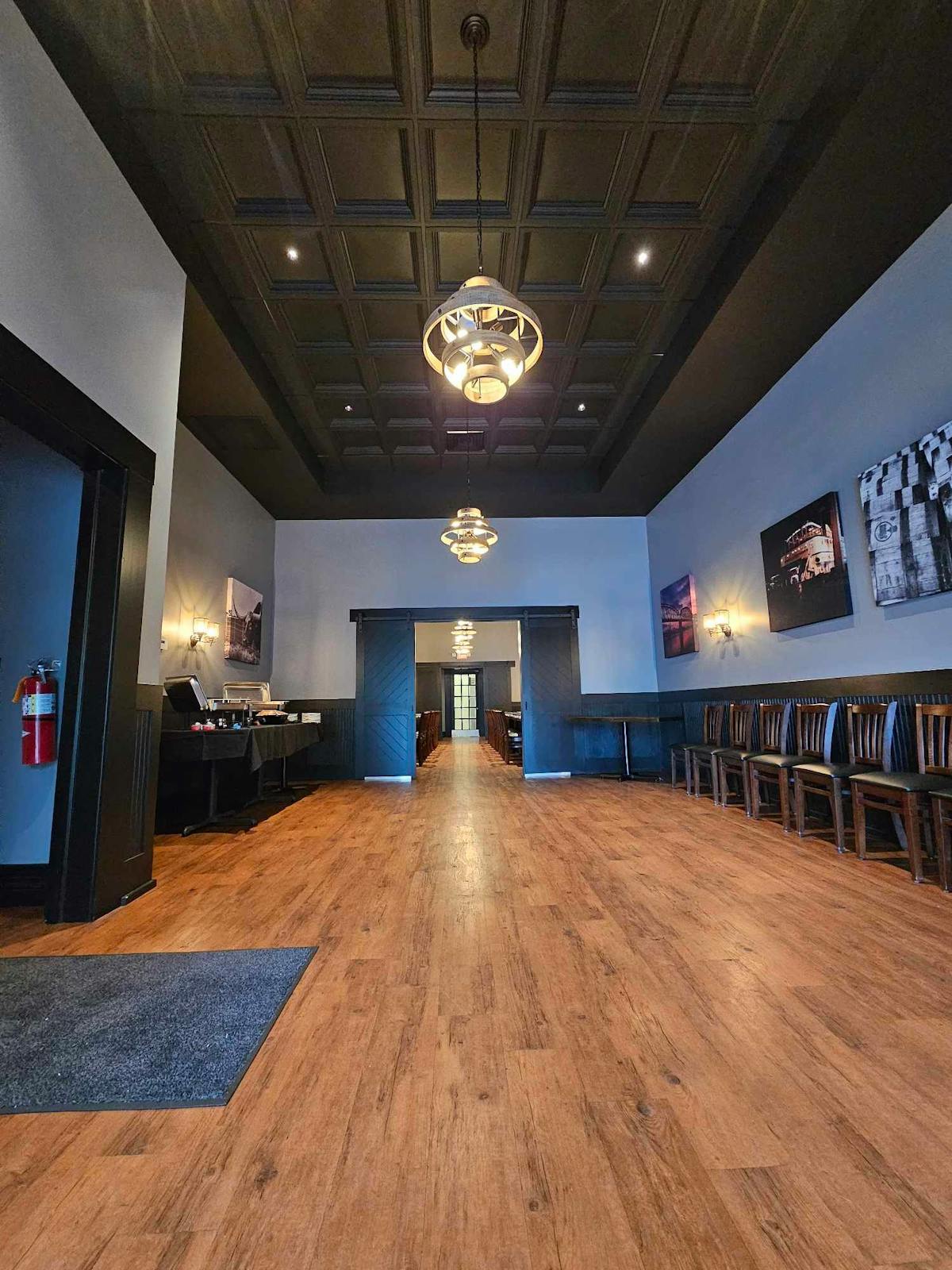 Mussel & Burger Bar Downtown in Downtown, Louisville – interior