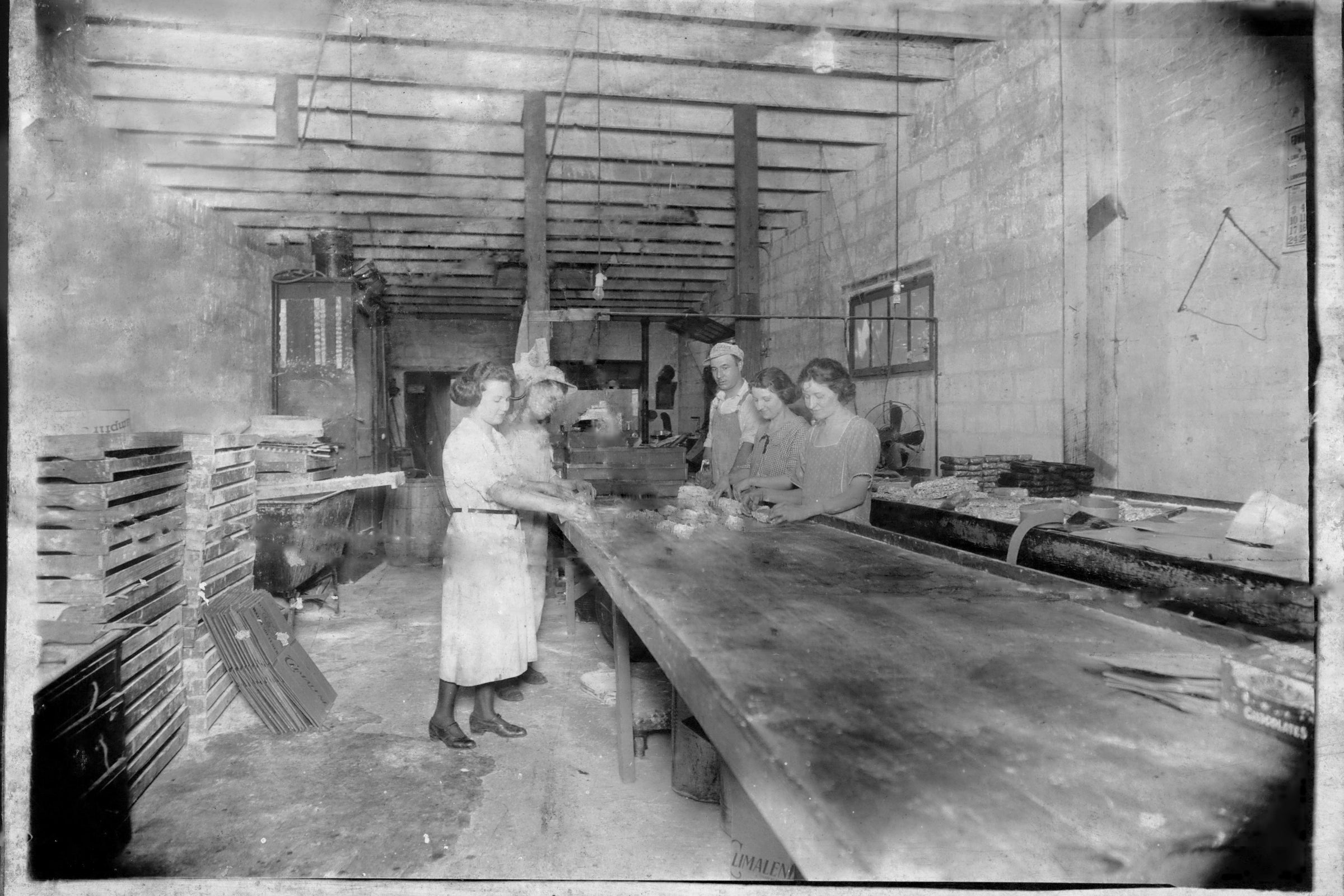 Muth's Candies in NuLu, Louisville – interior