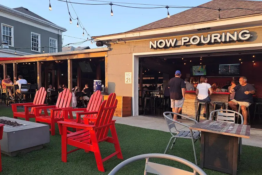 Parlour Jeffersontown in Jeffersontown, Louisville – patio