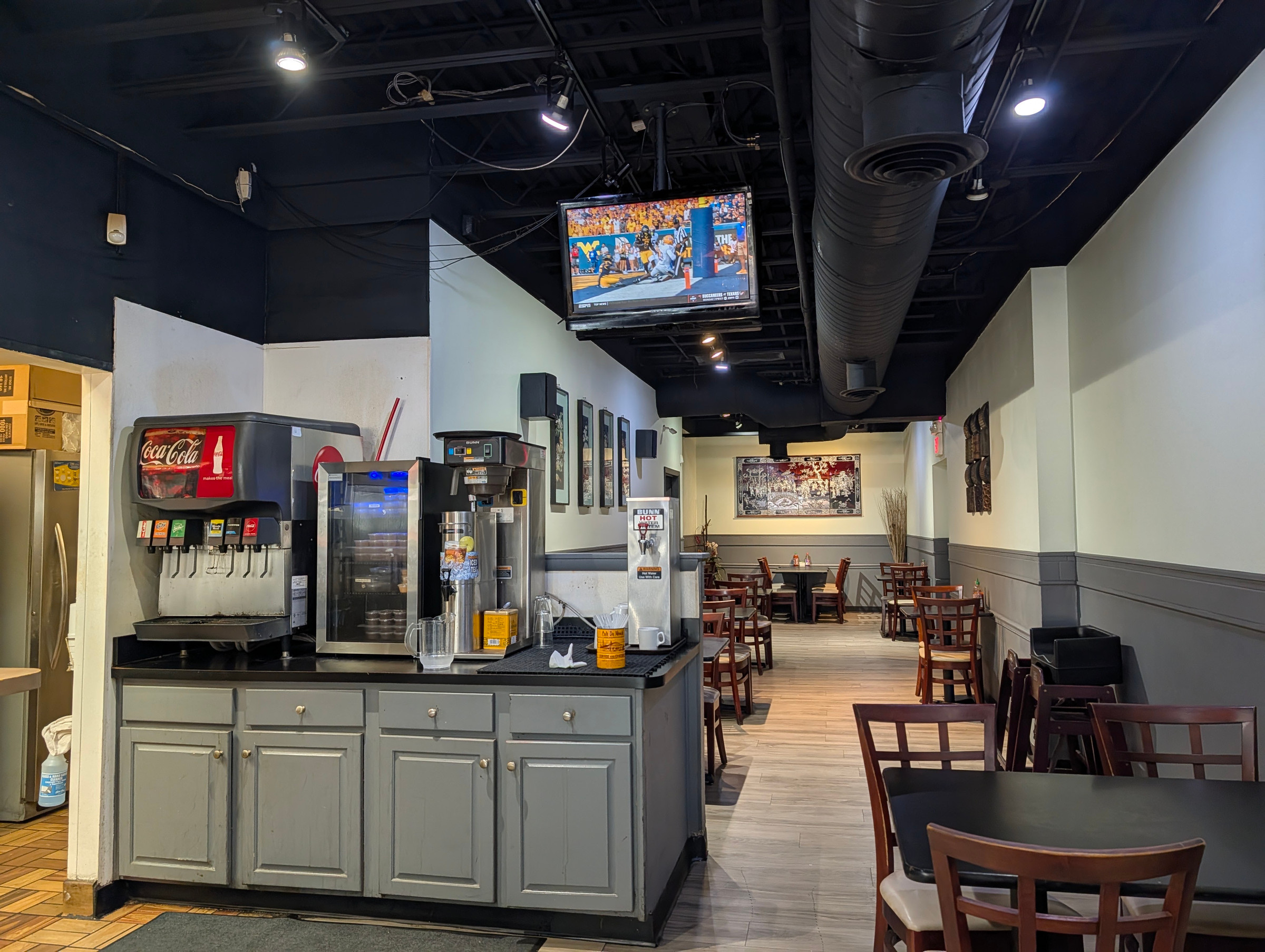 Pho Cafe on Bardstown in The Highlands, Louisville – interior