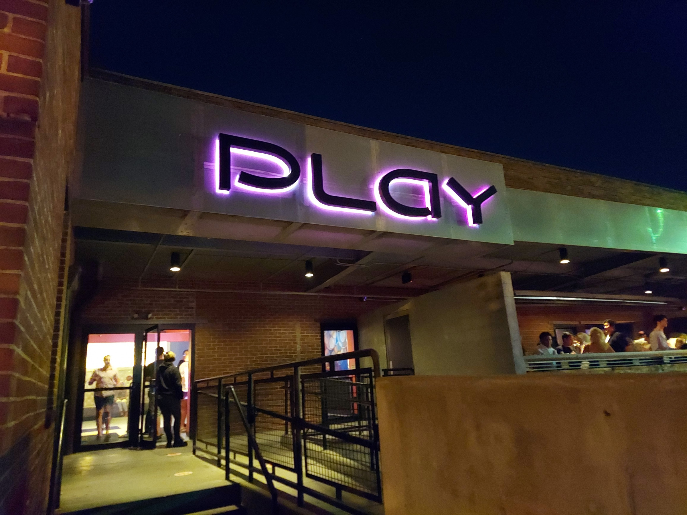 Play Dance Bar in Butchertown, Louisville – exterior