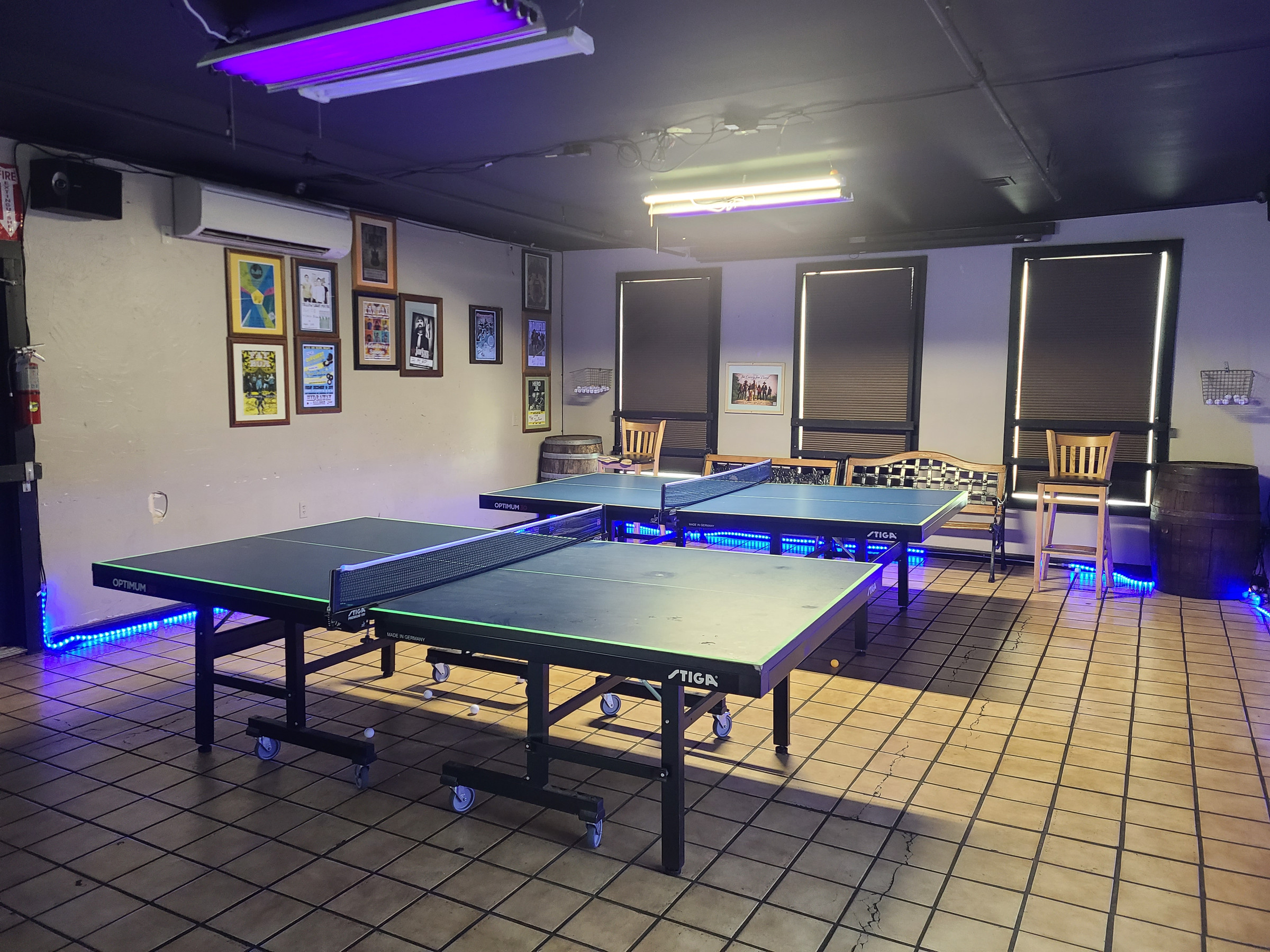 The Hideaway Saloon in The Highlands, Louisville – interior