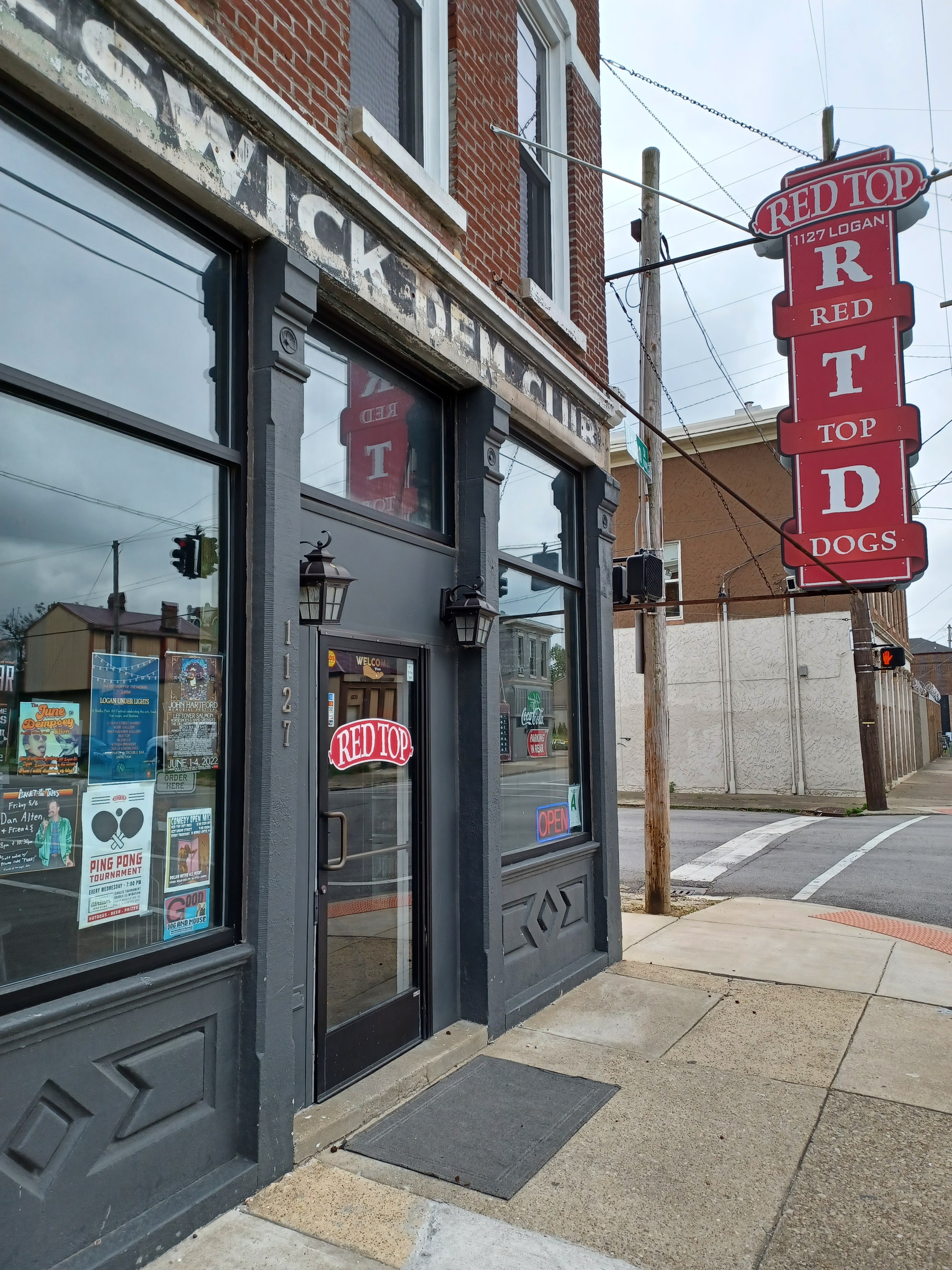 Red Top Dogs in NuLu, Louisville – exterior