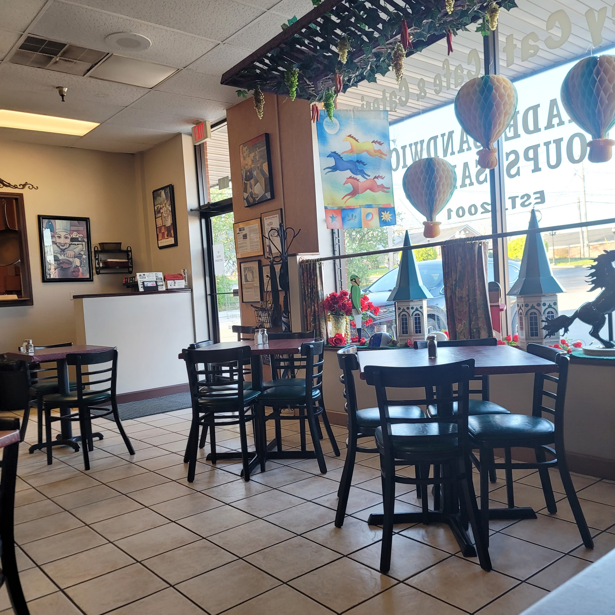 Alley Cat Cafe & Catering in Middletown, Louisville – interior