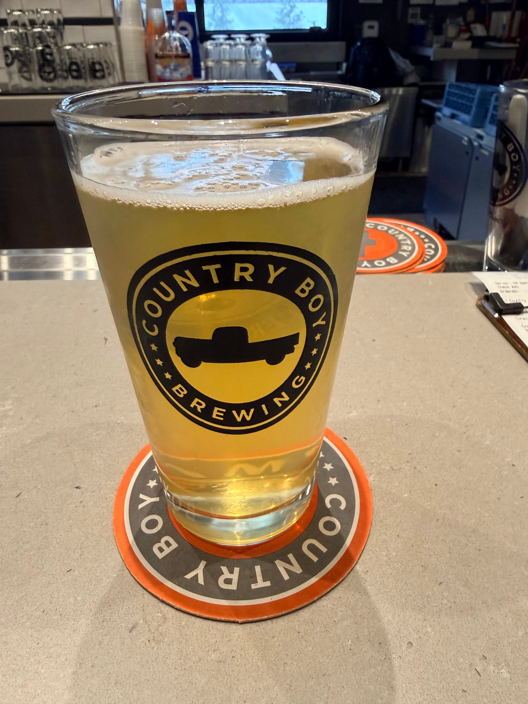 Country Boy Brewing Louisville Taproom in Downtown, Louisville – drinks