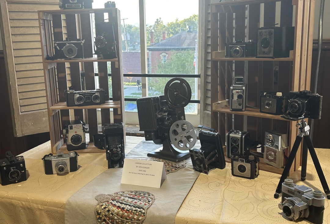 antique cameras set up displayed