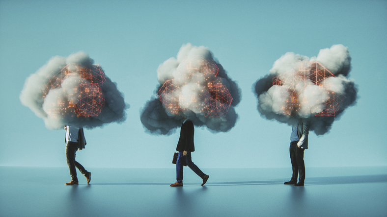 Diferença entre multicloud e cloud híbrida para CTOs