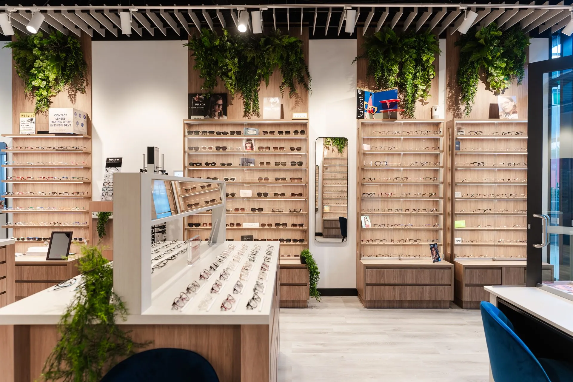 Retail store flooring at 25 Figtree Street, Yeerongpilly
