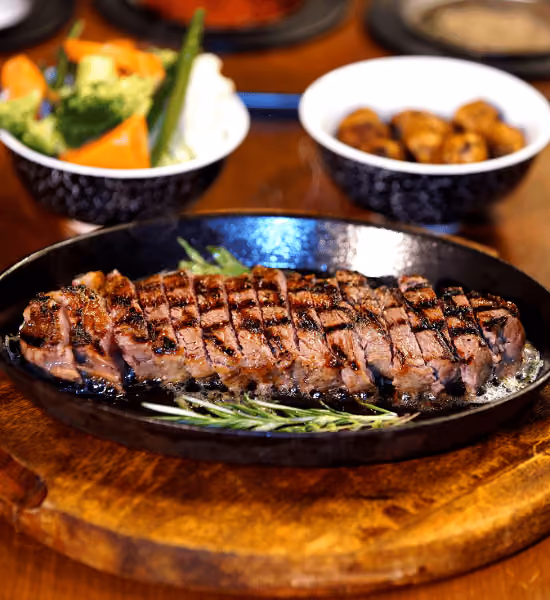 How Omaha Steaks won 2025 with AI & RCS