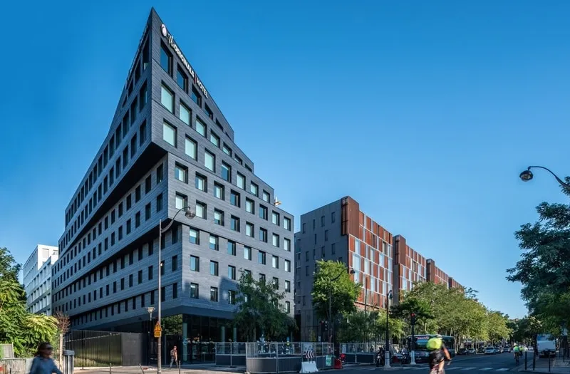 Industrie Arc Facades Cupaclad