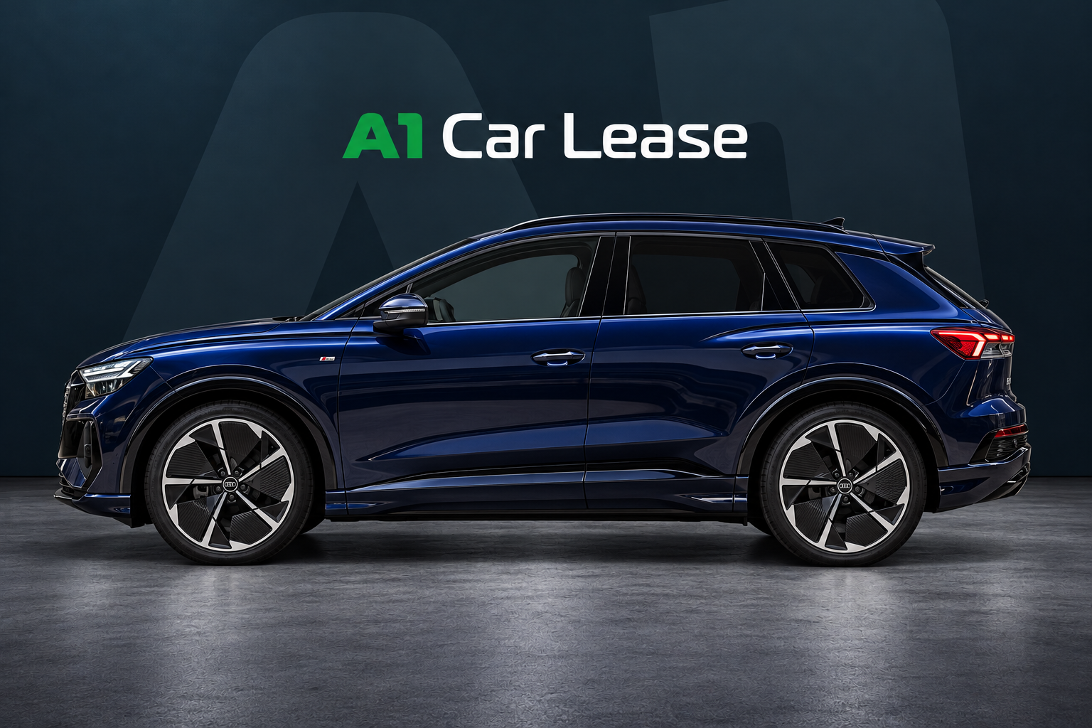Audi Q4 e-tron 45 quattro S edition Competition Navarrablauw metallic – linkerzijkant – AI-catalogusbeeld