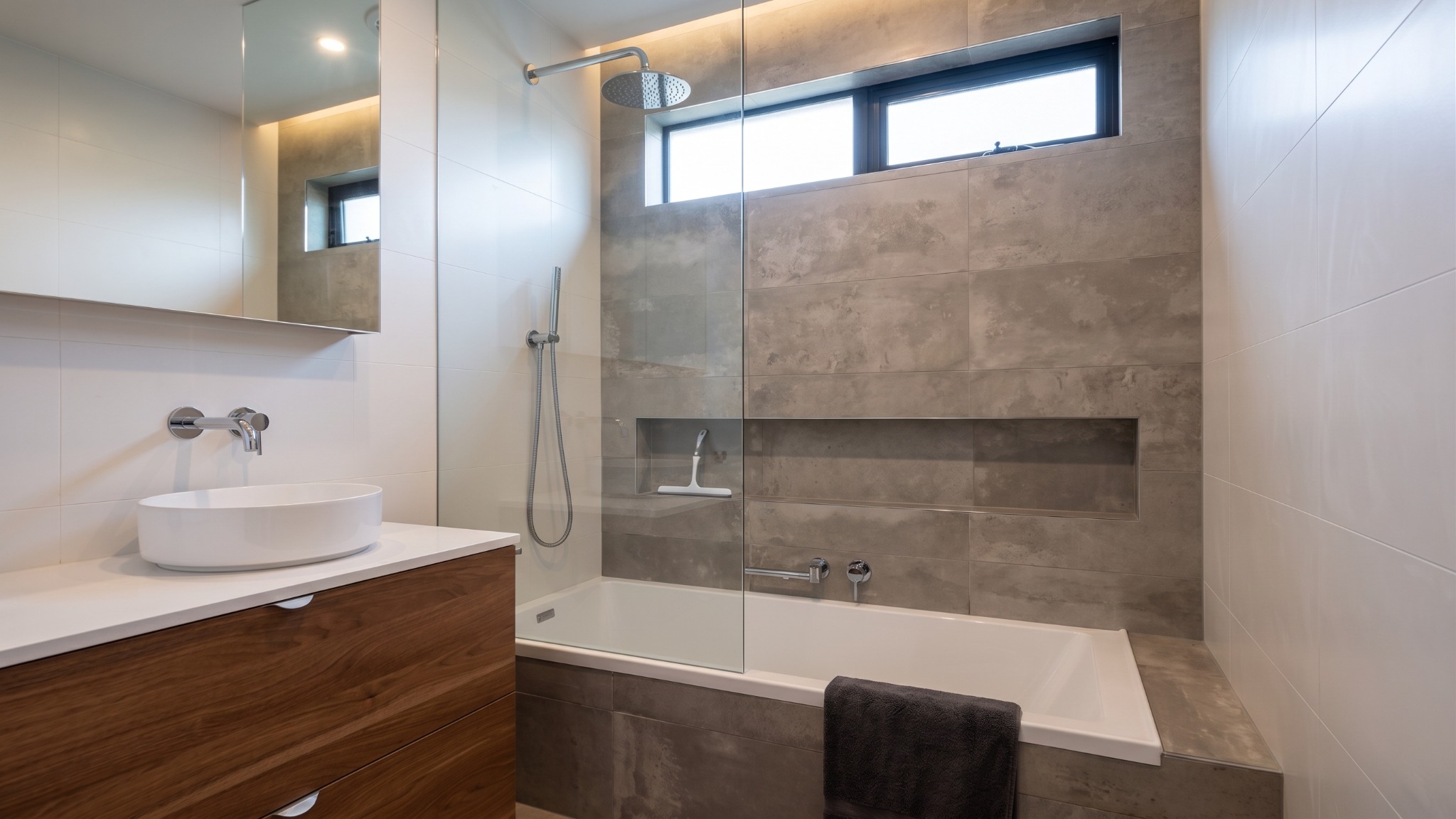 Shaxton renovation main bathroom