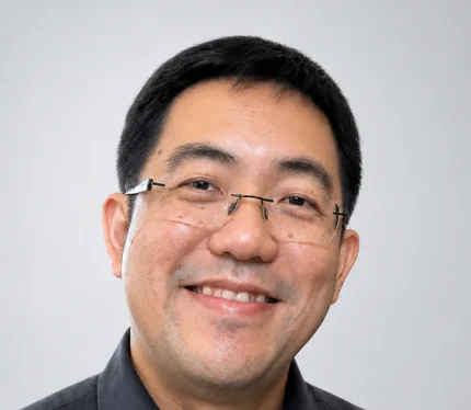 Yi Soon Law