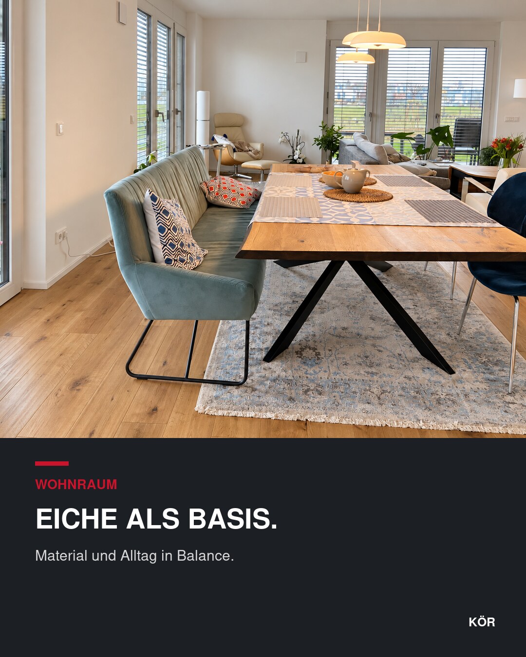 KÖR Wohnraum mit Eicheparkett.