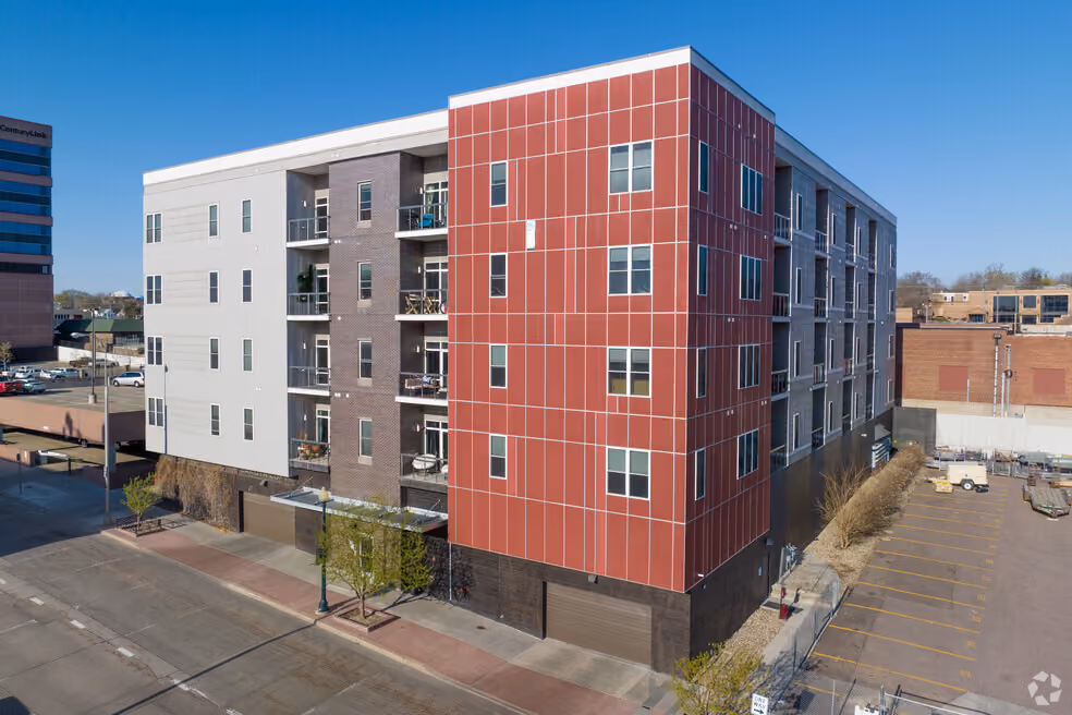 Dakota Lofts exterior in Sioux Falls, South Dakota