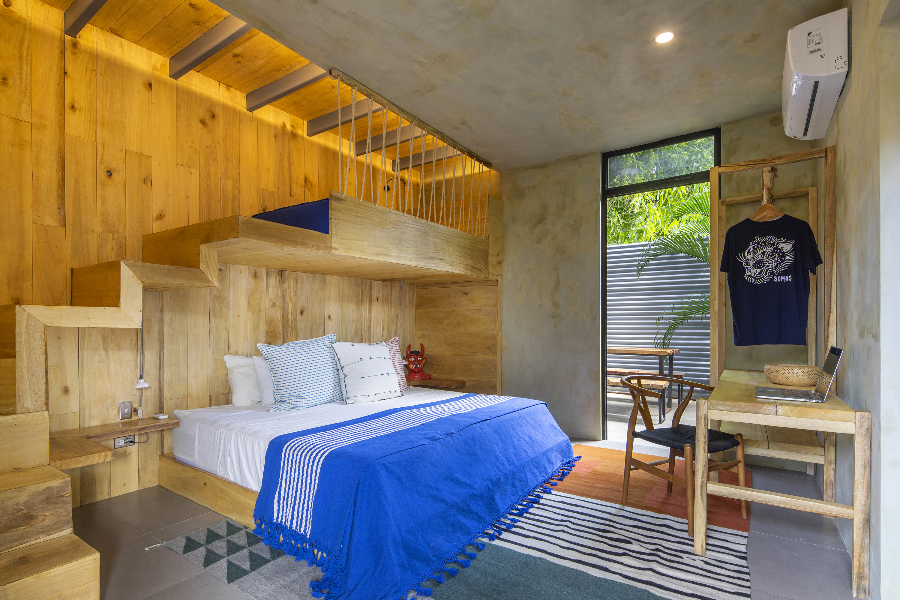 Room gallery image