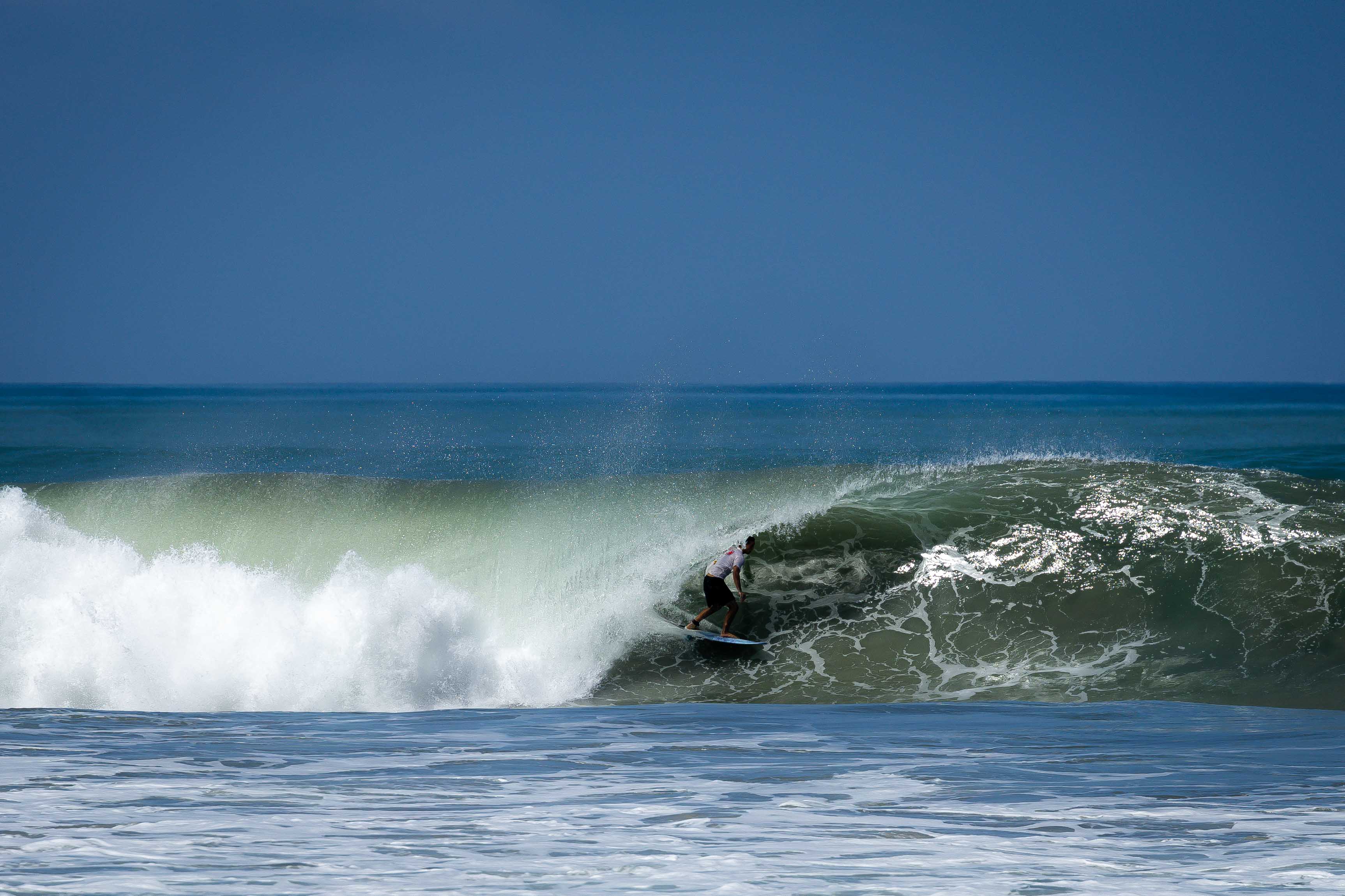 Somos Dos Lovemachine surfboard review at House of Somos