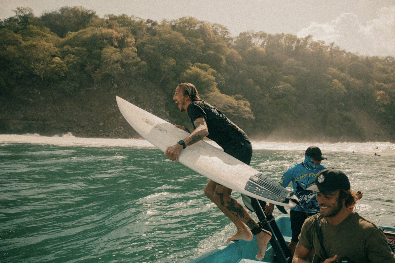 Somos surf tour along the Costa Rica coast